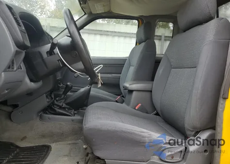 2001 Nissan Frontier King Cab Xe z USA, uszkodzony, nr VIN 1N6ED26Y41C330269